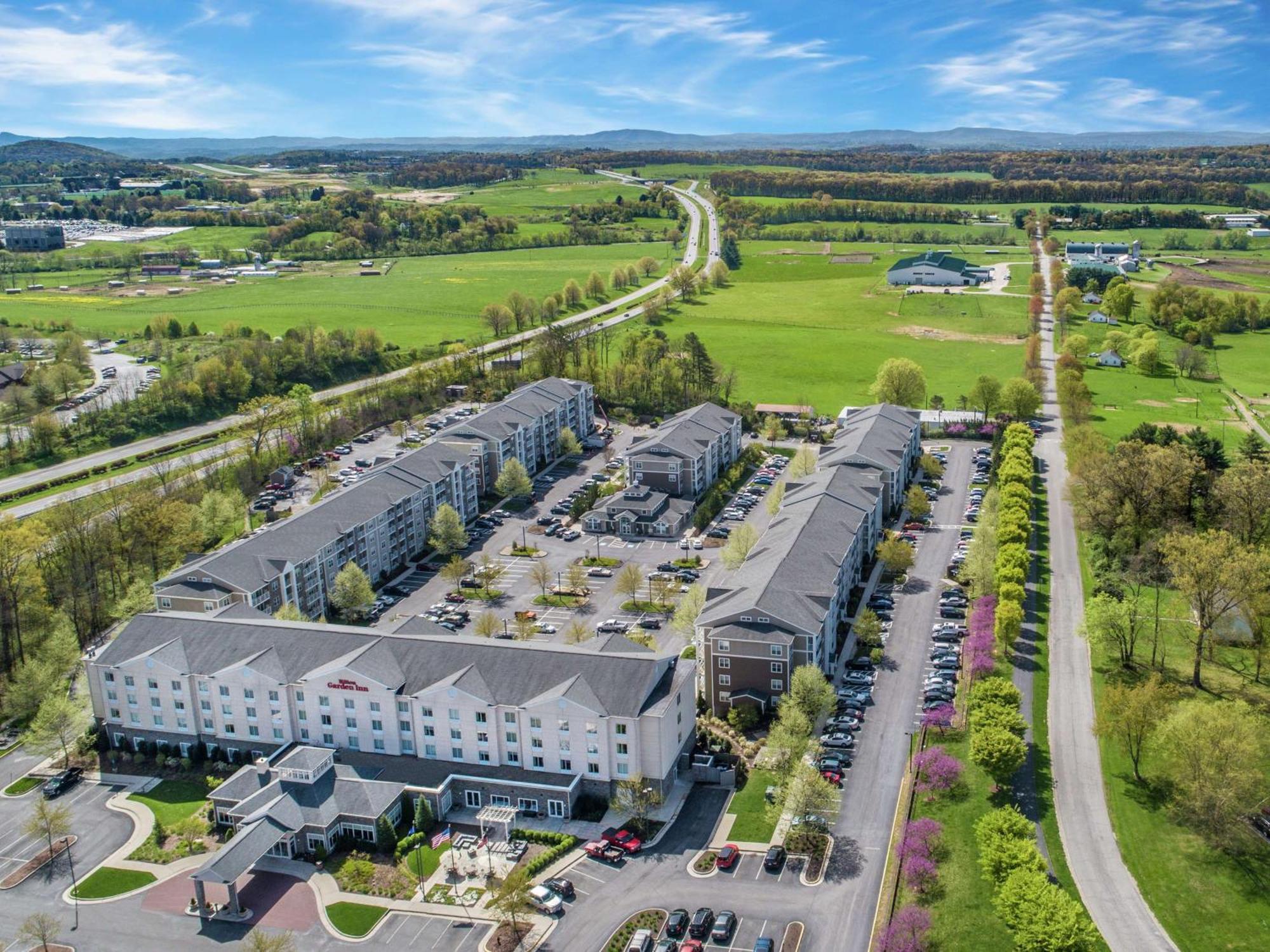 Hilton Garden Inn Blacksburg University Экстерьер фото