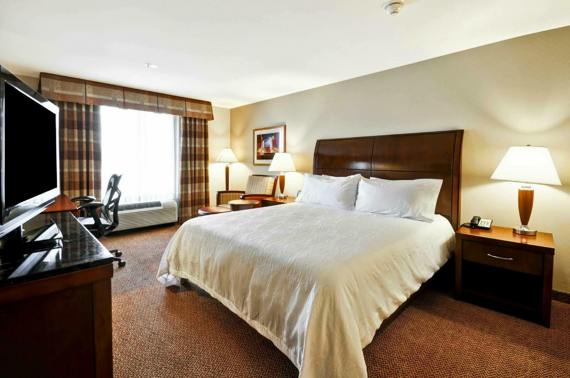 Hilton Garden Inn Blacksburg University Экстерьер фото